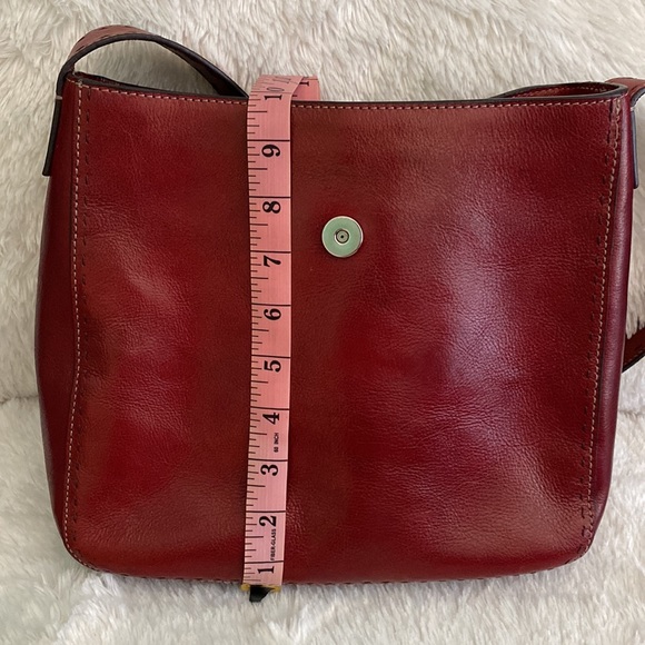 Fossil Red Leather Shoulder Bag - Picture 14 of 16